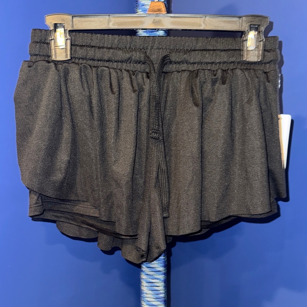 Faded Rose- NWT Black Flowy Shorts Size Medium - Picture 5 of 17